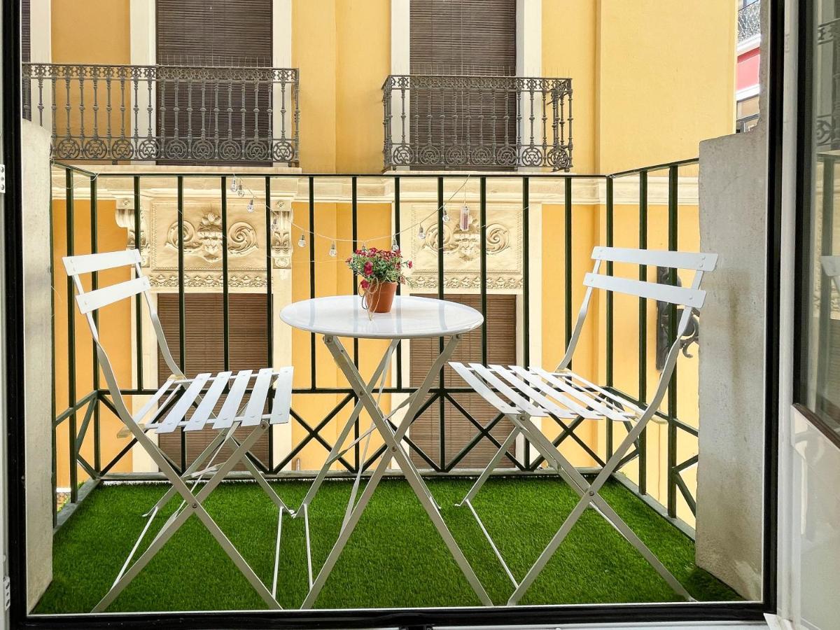 Apartamento Con Mucho Encanto En Pleno Centro Alicante Exterior foto